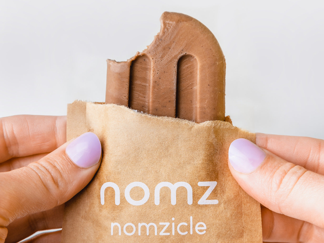 6 Reasons to Snack on Cashews + an Irresistible Chocolate Frozen Treat